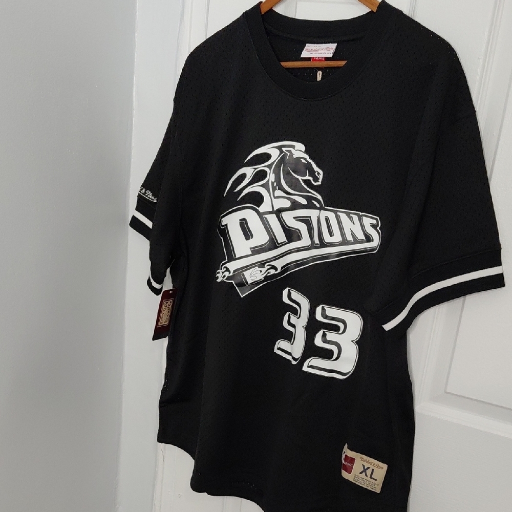 GRANT HILL Mitchell & Ness Black Pistons Jersey